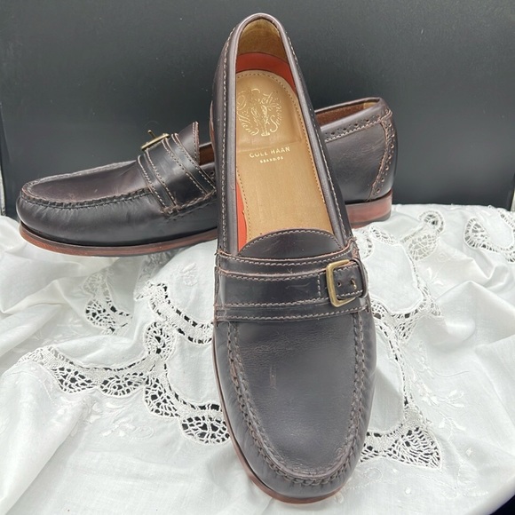 Cole Haan Grand.Os Men’s Size 10 Gently Worn Leather Loafer Faux Buckle Shoe - Picture 2 of 11